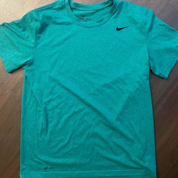 Nike dri-fit tee - Turquoise/green, M - Picture 1 of 4